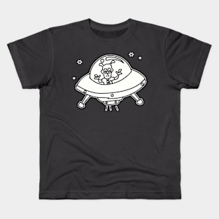 an extraterrestrial craft with its passengers Kids T-Shirt